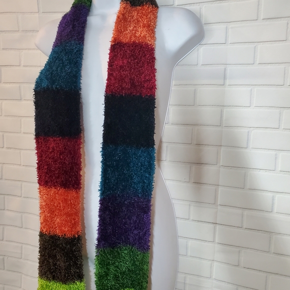 Chenille Colorblock Ombre Fuzzy Scarf - Picture 3 of 6